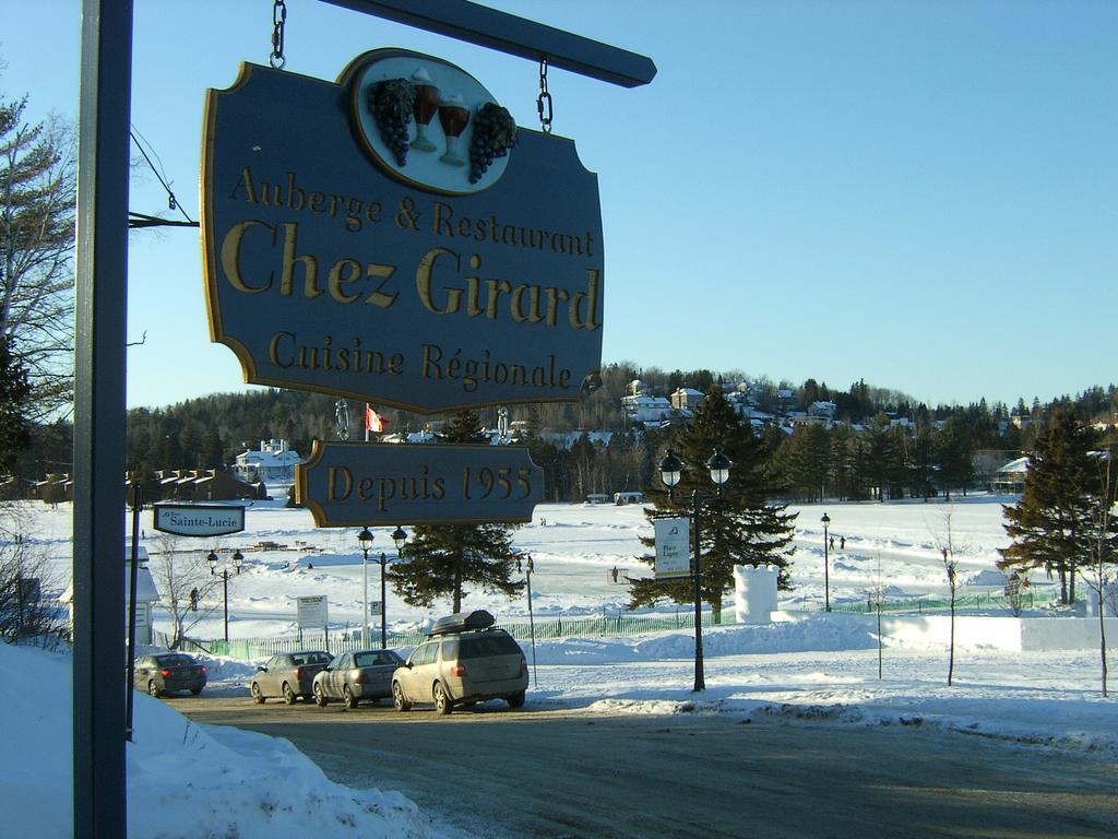 Restaurant Auberge Chez Girard Sainte-Agathe-des-Monts Bagian luar foto